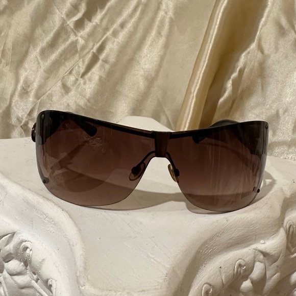 Gucci Shield Sunglasses in Brown Hue main image 6